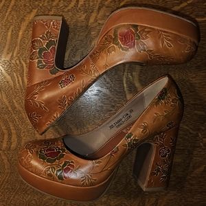 L' Artiste Julianna Pumps - Camel Multi